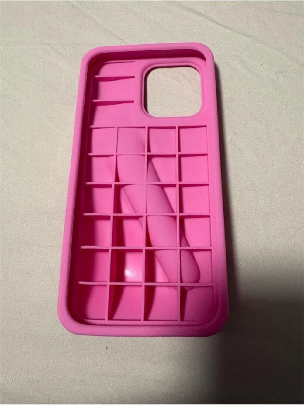 iPhone 14 Pro Max Rhode case shortcake